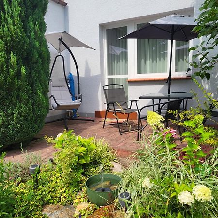 Apartament - 3 Pokojowe Dwupoziomowe Mieszkanie Z Ogrodem Krokowa Exteriör bild
