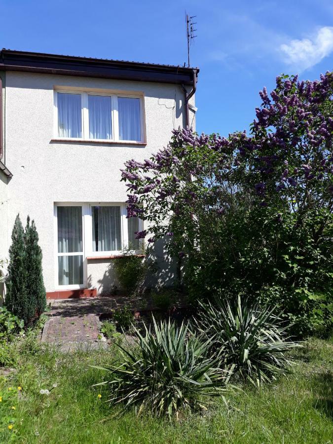 Apartament - 3 Pokojowe Dwupoziomowe Mieszkanie Z Ogrodem Krokowa Exteriör bild